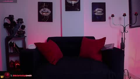 daphne_clarke online show from 07-22-26, 12:08