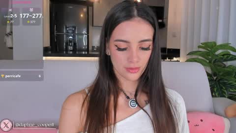daphne_cooper1 online show from 04-01-26, 01:28