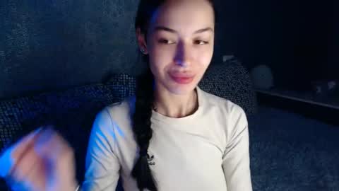 Daphne Darkthorn online show from 11-14-25, 02:27