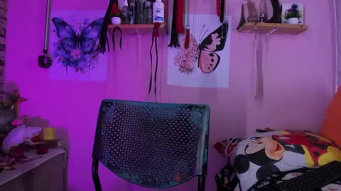 daphneandrade online show from 02-09-25, 01:14