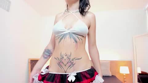 dapphne online show from 11-18-25, 07:51