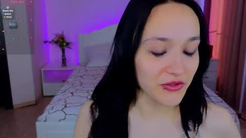 Darcy online show from 05-06-26, 01:25