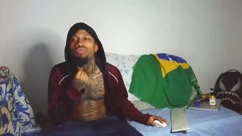 Snapshot of darent2210 chatting on 03-08-26, 06:28 breiner online show from 03-08-26, 06:28