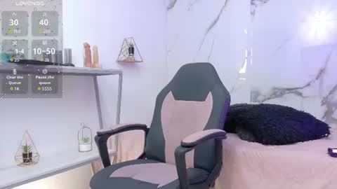 Dariah online show from 07-24-26, 08:40
