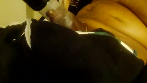 Betty and Robert Play time online show from 12-18-25, 06:08