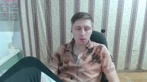 darienlarge online show from 03-02-25, 03:27