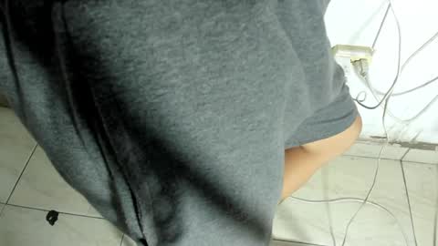 Snapshot of daring_latinavip chatting on 02-21-25, 02:28 Ara online show from 02-21-25, 02:28