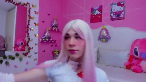 DaripQueen online show from 12-17-24, 01:38