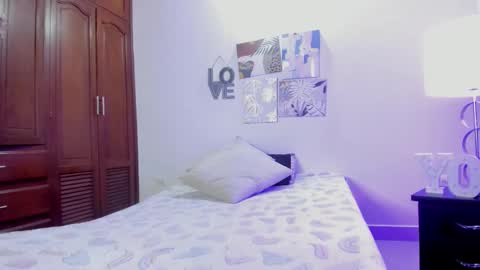 dark_angell77 online show from 10-17-25, 11:24