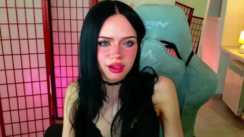 Snapshot of dark_diva chatting on 04-24-26, 10:12 Diva online show from 04-24-26, 10:12