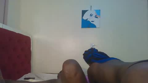 Snapshot of dark_divah chatting on 03-28-26, 06:24 Divah online show from 03-28-26, 06:24