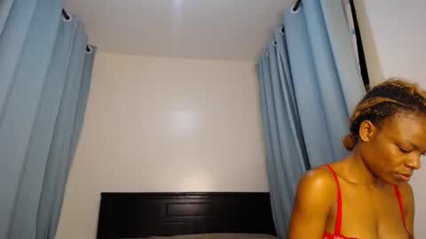 Snapshot of dark_divah chatting on 04-11-26, 05:39 Divah online show from 04-11-26, 05:39