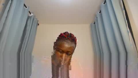 Snapshot of dark_divah chatting on 04-12-26, 06:02 Divah online show from 04-12-26, 06:02