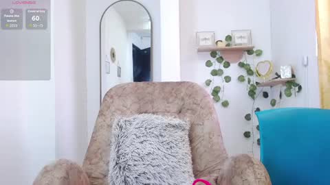 dark_dreams0 online show from 06-13-26, 06:06