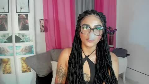 dark_flama online show from 04-18-26, 11:49