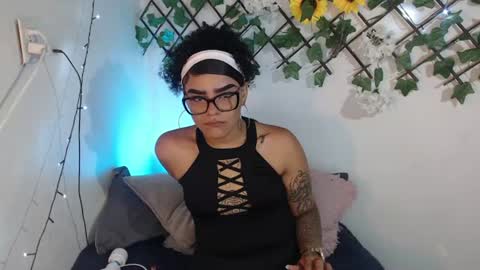 dark_flama online show from 06-25-26, 10:47