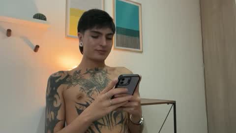 Snapshot of dark_lucky chatting on 05-27-26, 07:22 Juanito online show from 05-27-26, 07:22