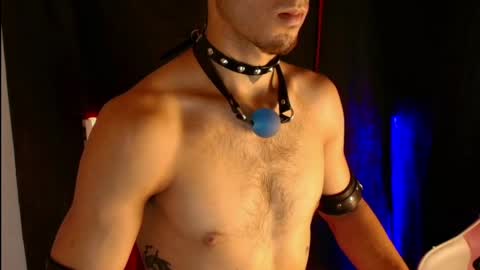 Snapshot of dark_rosse1 chatting on 04-20-26, 11:39 rosse online show from 04-20-26, 11:39
