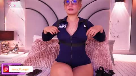 Snapshot of darkangelx_ chatting on 05-13-26, 12:08 Angel Darcy online show from 05-13-26, 12:08
