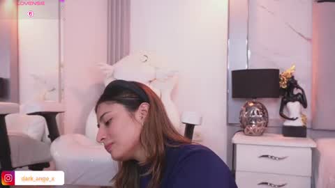Snapshot of darkangelx_ chatting on 07-17-26, 10:25 Angel Darcy online show from 07-17-26, 10:25