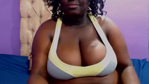 Snapshot of darkgiantmelanin chatting on 01-13-26, 05:40 darkgiantmelanin online show from 01-13-26, 05:40