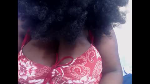 Snapshot of darkgiantmelanin chatting on 05-06-26, 06:02 darkgiantmelanin online show from 05-06-26, 06:02