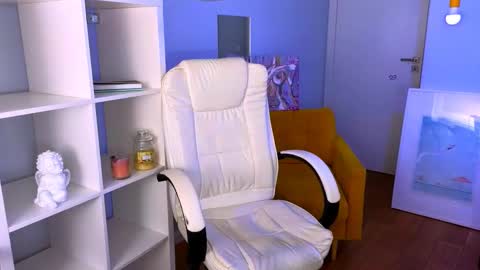 darkmoon____ online show from 11-29-25, 04:43