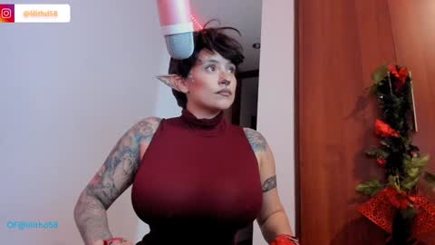 Snapshot of darknes_lilith18 chatting on 12-25-24, 02:14 darknes_lilith18 online show from 12-25-24, 02:14
