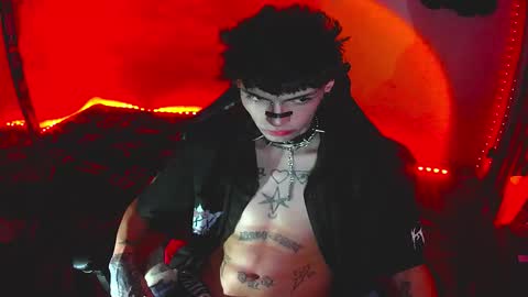   online show from 12-19-25, 08:54