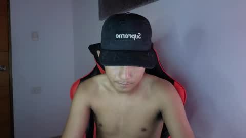 darknigthx online show from 04-19-26, 02:11