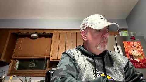 darknite083072 online show from 11-03-25, 01:51