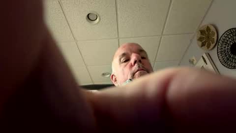 darknite083072 online show from 12-19-25, 12:39