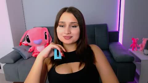 Amelie online show from 05-19-26, 09:10