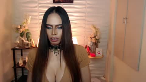 HAPPY BIRTHDAY MISTRESS MADRIANA online show from 12-16-24, 01:00