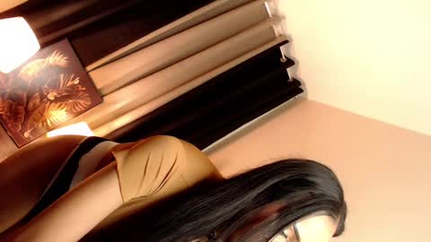 HAPPY BIRTHDAY MISTRESS MADRIANA online show from 02-11-25, 11:12