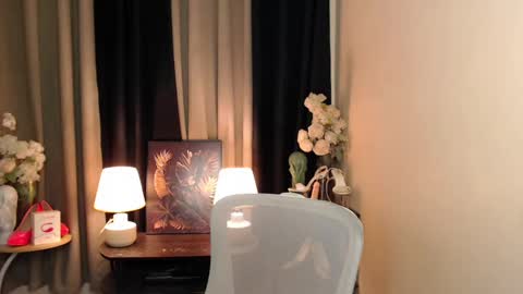 HAPPY BIRTHDAY MISTRESS MADRIANA online show from 02-12-25, 02:14