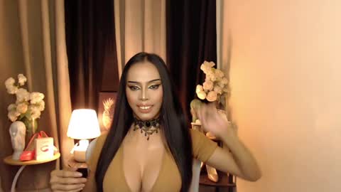 HAPPY BIRTHDAY MISTRESS MADRIANA online show from 02-13-25, 10:12