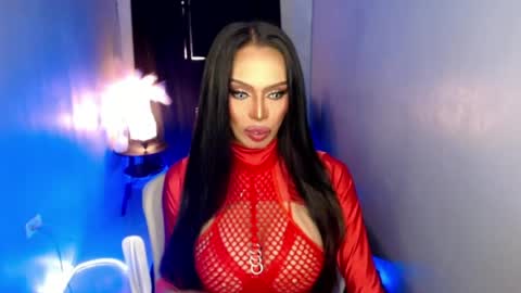 Snapshot of darksoul_mistress chatting on 05-05-26, 01:57 HAPPY BIRTHDAY MISTRESS MADRIANA online show from 05-05-26, 01:57