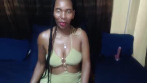 Darksultryxx30 online show from 04-11-26, 07:45