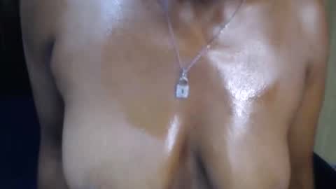 Darksultryxx30 online show from 04-29-26, 12:05