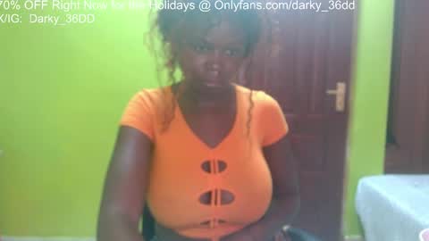 Snapshot of darky_36dd chatting on 05-19-26, 04:30 exclusive sexual content -- IGTwitterX darky 32dd online show from 05-19-26, 04:30
