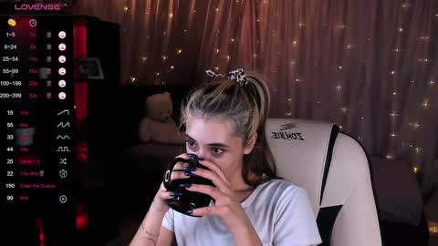 Belle online show from 02-13-25, 08:17