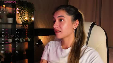 Belle online show from 10-04-25, 05:16