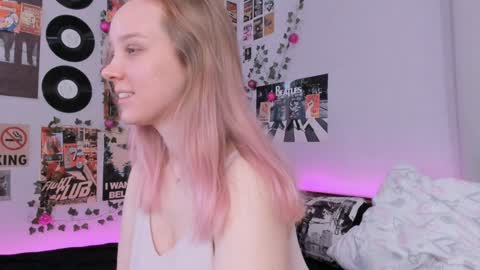 lina online show from 01-05-25, 08:10