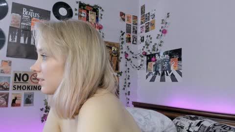 lina online show from 01-14-25, 02:40