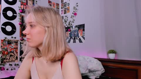 lina online show from 02-01-25, 08:47