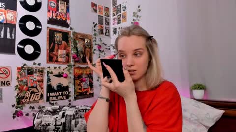 lina online show from 02-03-25, 08:24