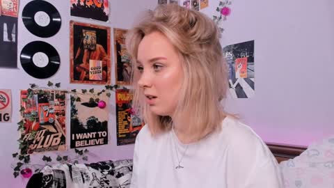 lina online show from 02-07-25, 11:45