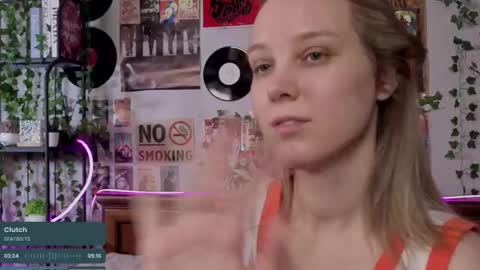 lina online show from 10-07-25, 09:34