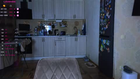 Snapshot of darlina_ryan chatting on 04-24-26, 04:42 Darlina online show from 04-24-26, 04:42
